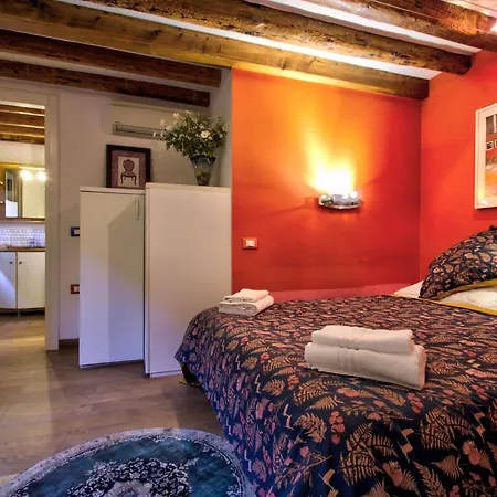 Apartman Biennale-pulse Velence